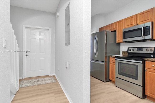 Photo - 4967 SW 140th Terrace Unit 5
