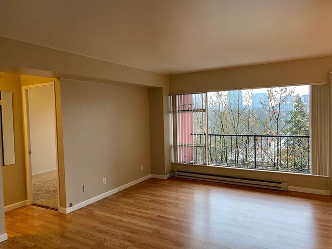 Photo - 2020 Building