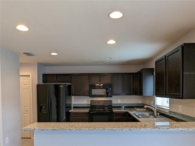 219 Woodknoll Pl