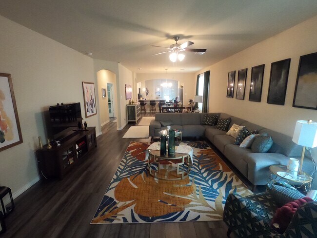 835 Mineral Wells Ln