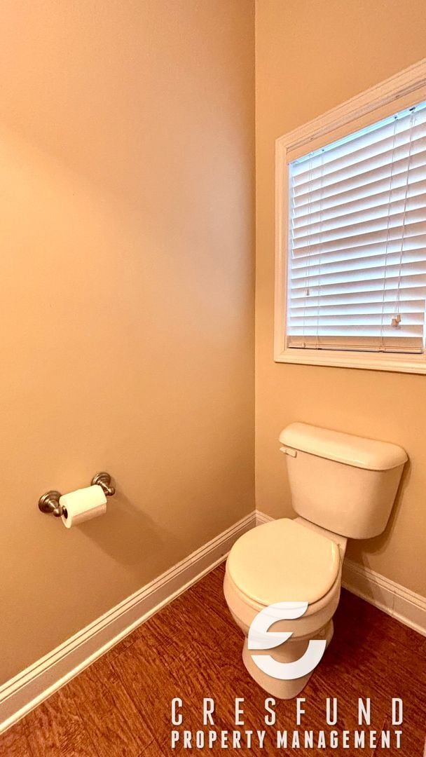 Photo - 2 BED, 2 BATH TOWNHOME WITH GARAGE AVAILABLE NOW!!!!!!!!!