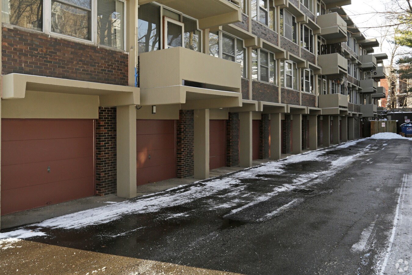 Photo - Kentley House