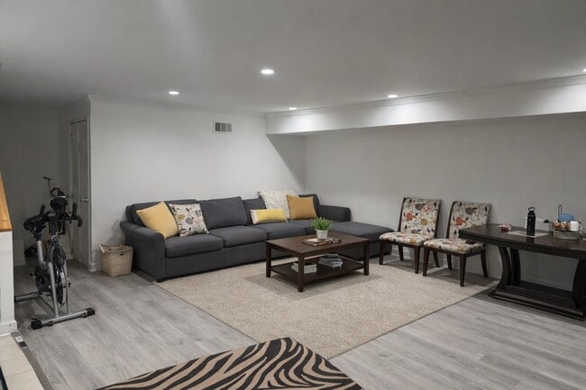 Photo - 15043 113th Ave