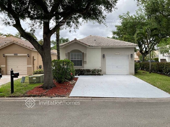 Building Photo - 5855 Eagle Cay Terrace