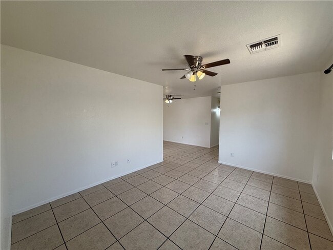 Photo - 3577 N Bond St