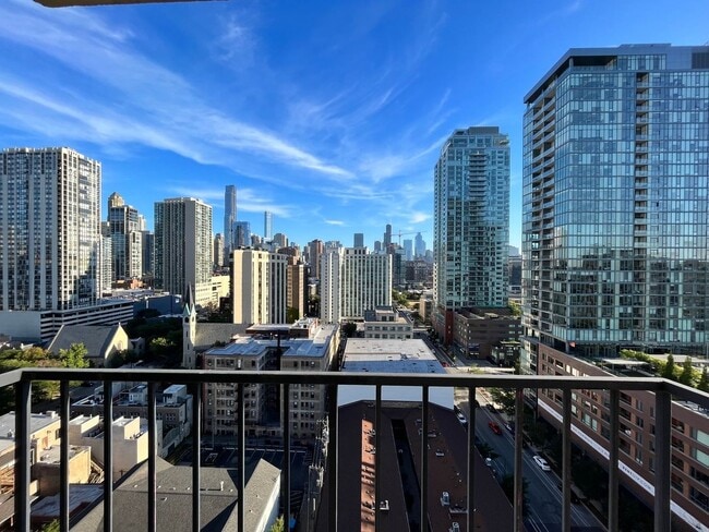 Photo - 1212N N La Salle Dr Unit 1709