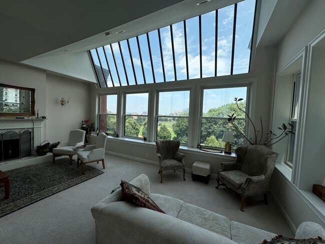 Photo - 132 Boylston St Unit 5