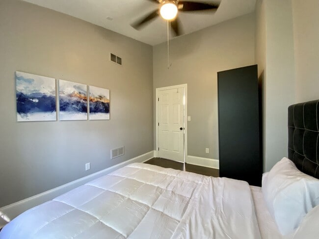 712 N West St Unit 1