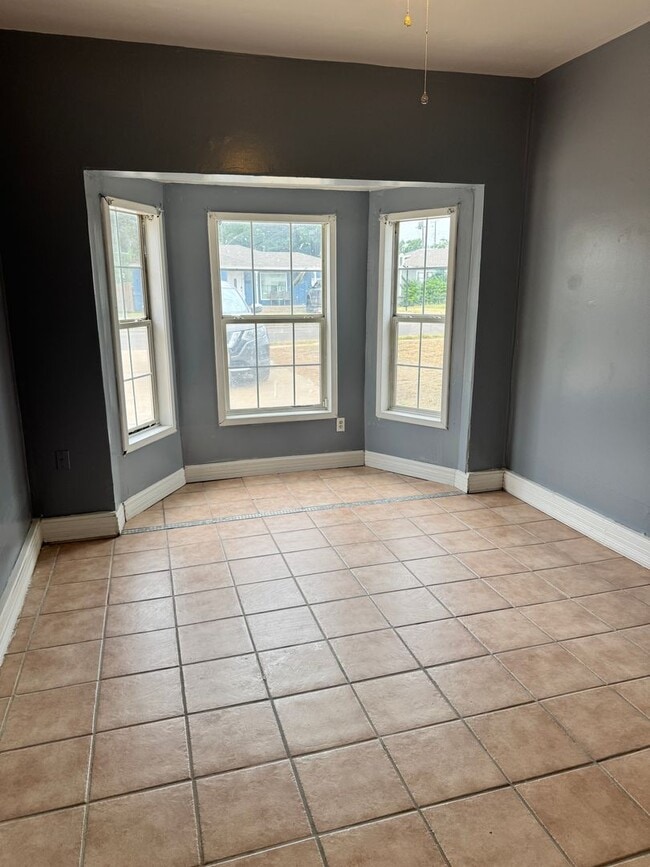 Photo - Charming 3 Bedroom 1 Bath Home