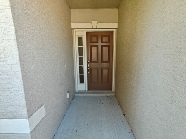 Photo - Charming & Modern 3-Bedroom Home with Brig...