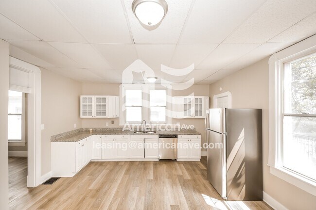 Photo - 1817 Delaware St