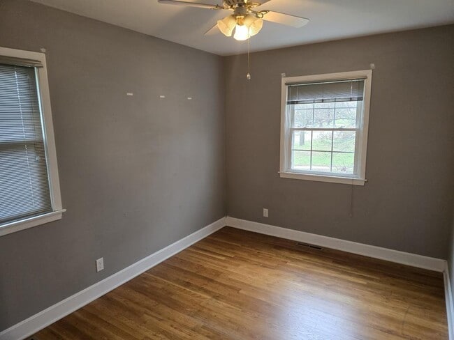 Photo - 1403 NE 75th St