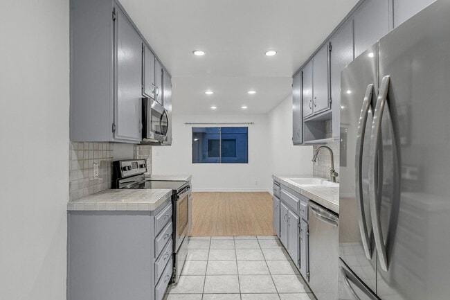 Photo - 121 Croft Ave Unit 108