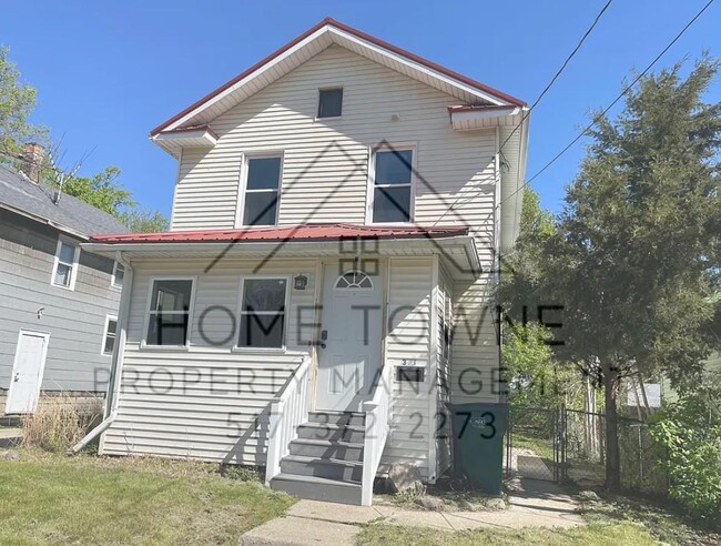 Building Photo - 315 Norman St