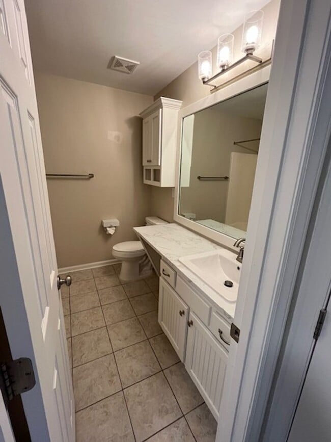 Photo - 2 Bedroom 1 Bath Upstairs Condo with MANY upgrades in Hunters Chase