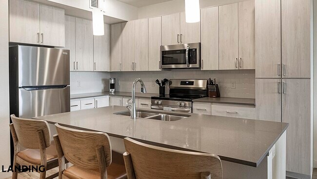 1760 S Crismon Rd Unit 3005