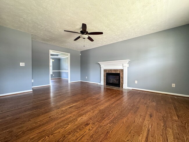 Photo - 156 Edgecombe Dr