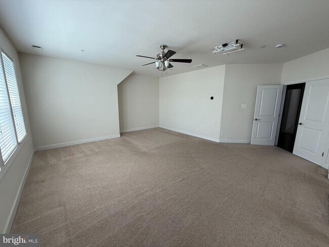 Photo - 10905 Fairmont Ln