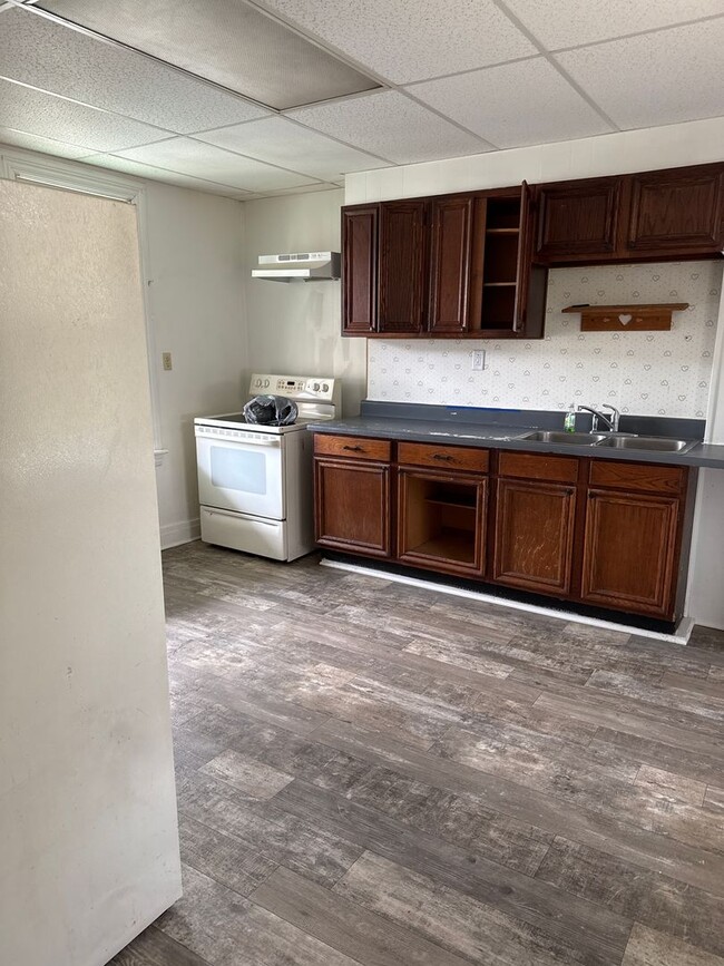 Photo - 124 Pershing Ave Unit 2