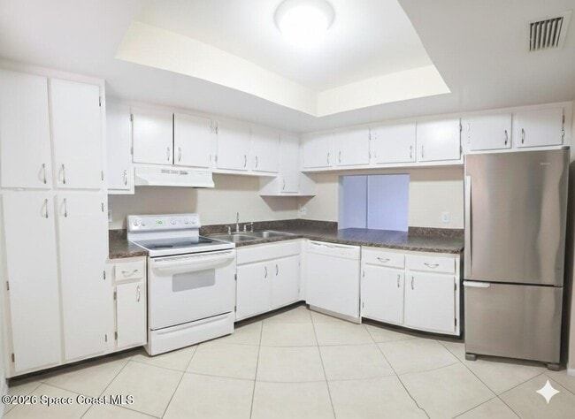 Building Photo - 3150 N Harbor City Blvd Unit 143