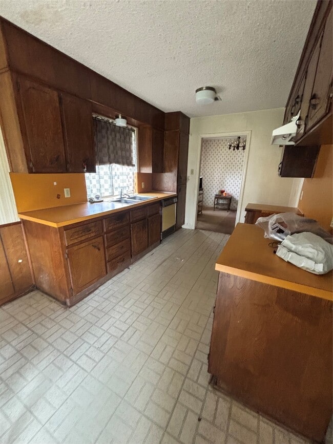 Photo - 802 Yorktown Dr