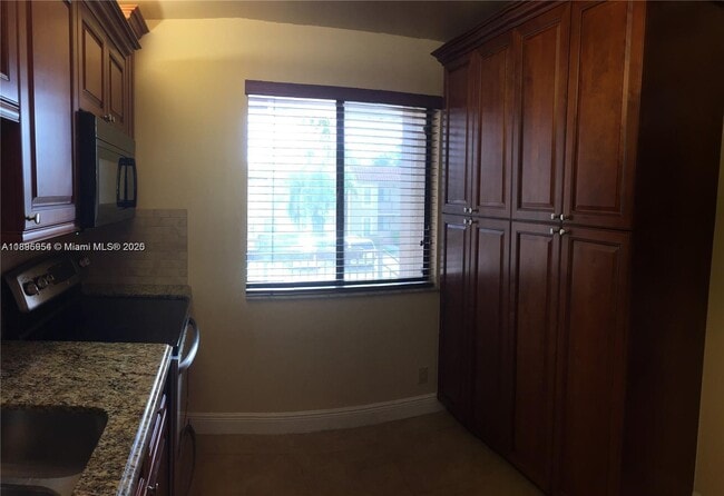 Photo - 16581 Blatt Blvd Unit 202