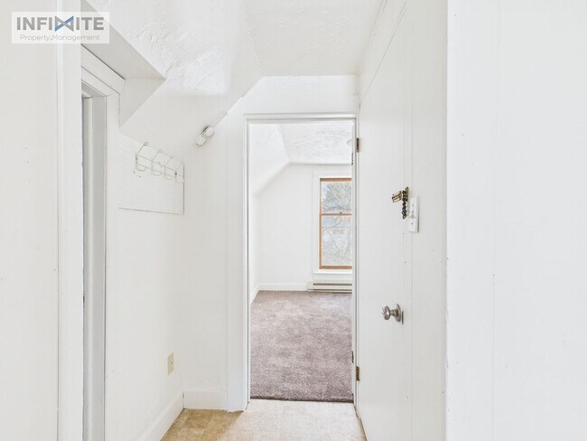 Photo - Downtown Charmer! 1st Month Free!