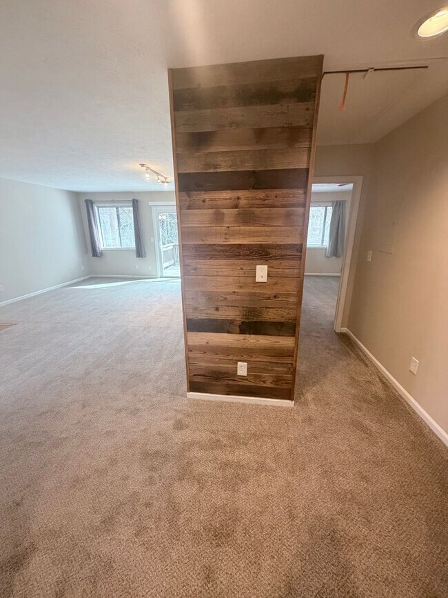 Photo - Great Location - 2 Bed, 2 Bath Condo Available Now!