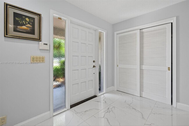 Photo - 13582 Columbine Ave