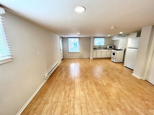 Photo - 315 1st St