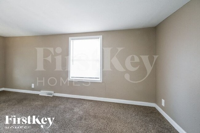 Photo - 3106 NE 56th St