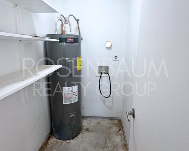 Photo - 713 W 1st Ave Unit 201