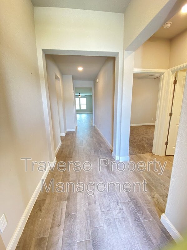 Photo - 2408 Moon Rnch