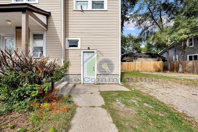 Photo - Charming 1 Bedroom with Natural Light & Ba...