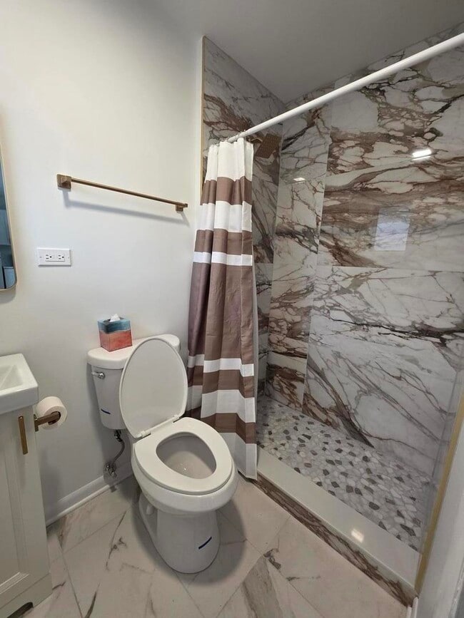 Photo - 14716 Dorchester Ave