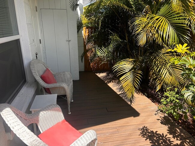 Photo - Unfurnished Beautiful Studio Retreat in Treasure Island – Minutes from the Beach!