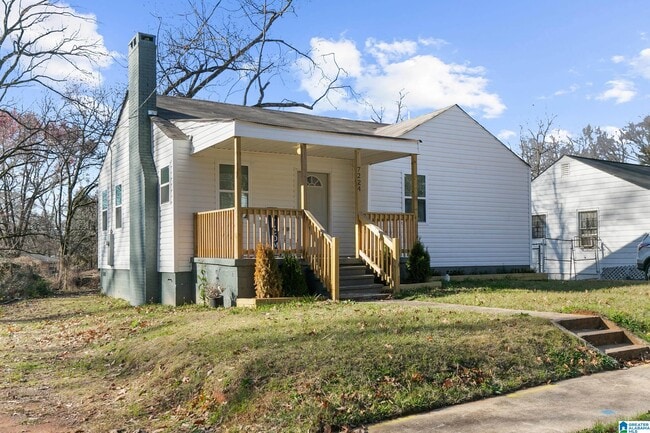 Photo - 7224 Queenstown Ave