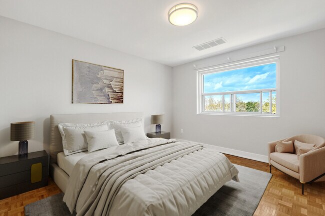 Photo - Bowling Green III