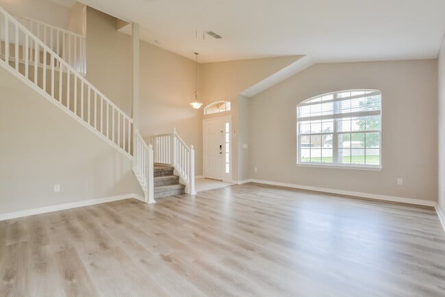 Photo - 113 Key Haven Dr