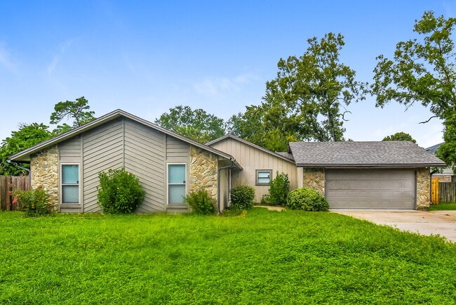 Photo - 810 Hardwood St Casa