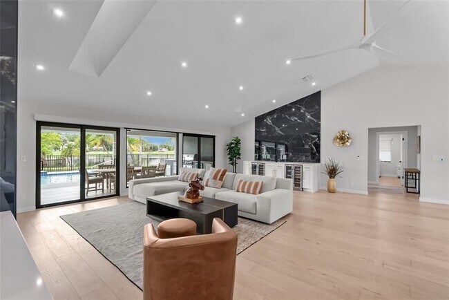 Photo - 8611 Gullane Ct