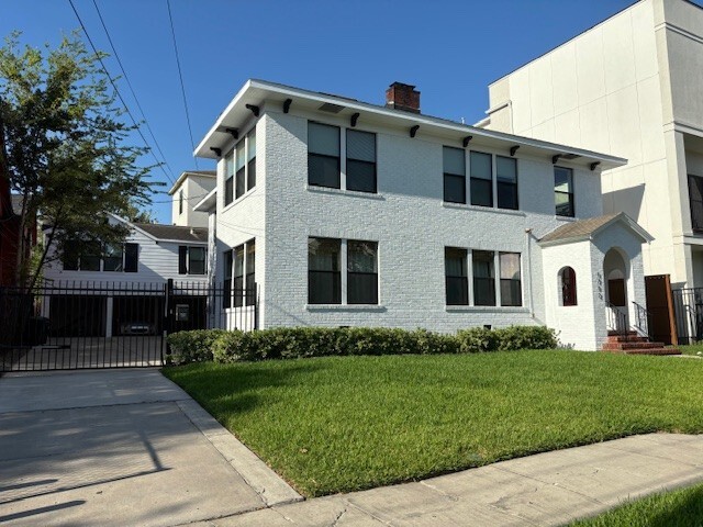 Photo - 1712 Blodgett St Unit #2