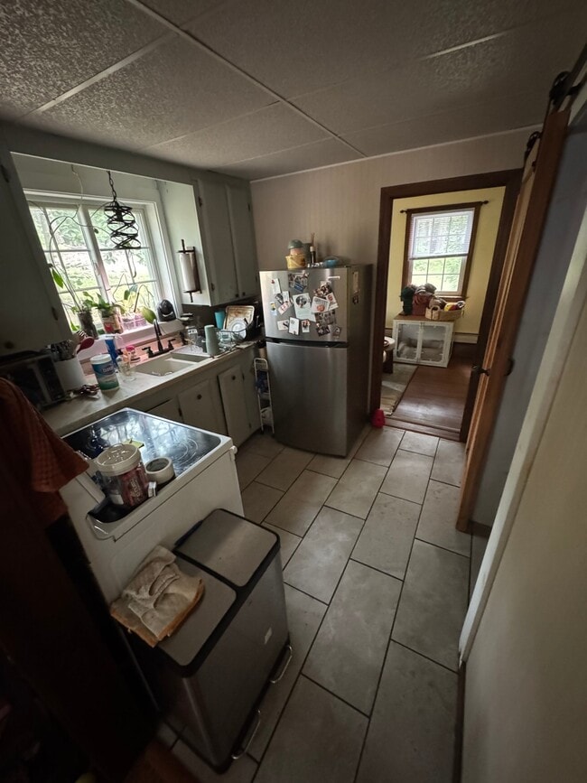 7 Allens Ave Unit B