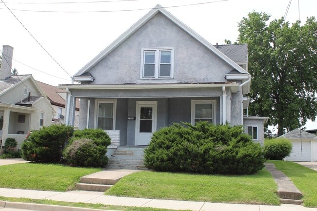 Building Photo - 1710 6th St