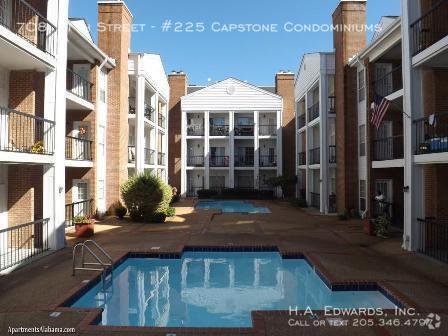 Building Photo - Capstone Condominiums 225