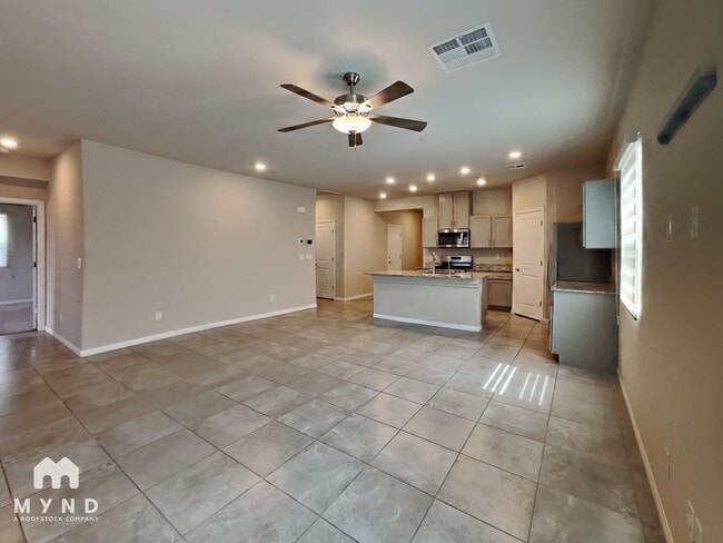 Photo - 12759 Silver Queen St