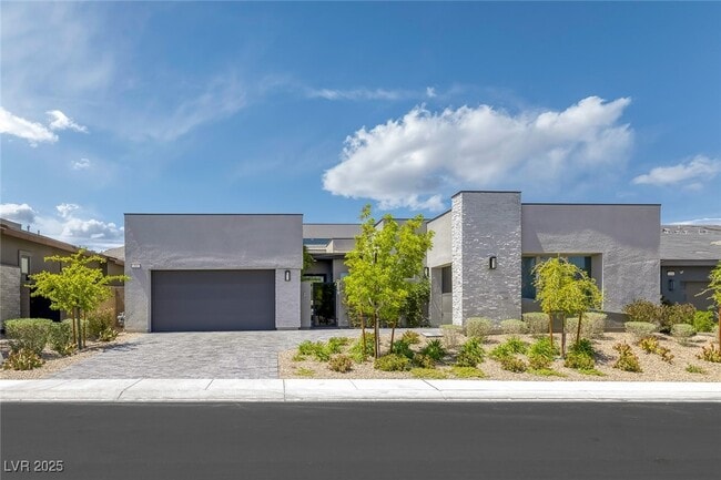 Building Photo - 787 Willits St