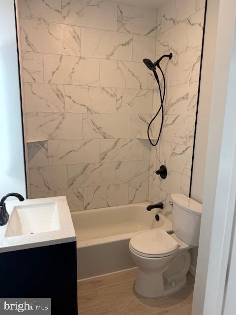 Photo - 147 Maple Terrace