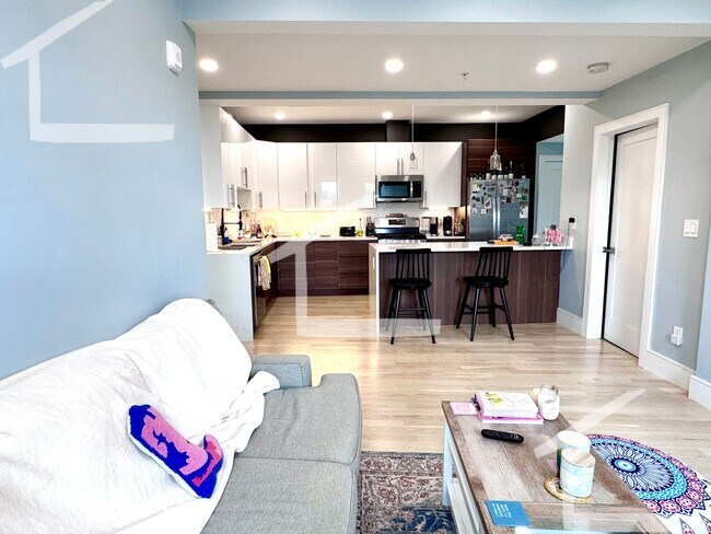 Photo - 9/1 Newly renovated 3BR/2BA in the heart of Washington Sq!
