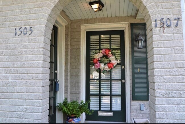 Building Photo - 1507 McDuffie St